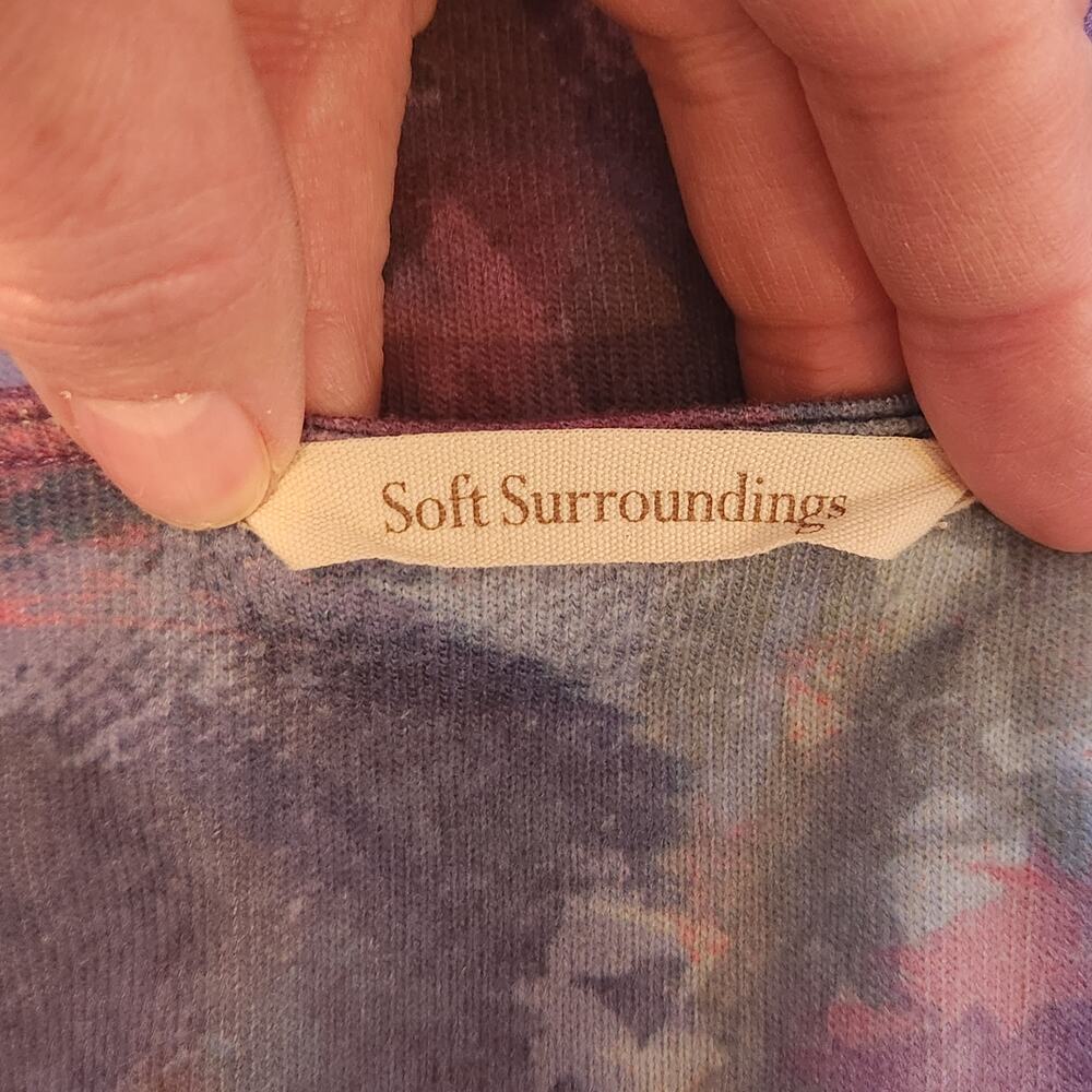 Soft Surroundings Scoop Neck Pullover, uneven hem, Watercolor size XL - Picture 3 of 9